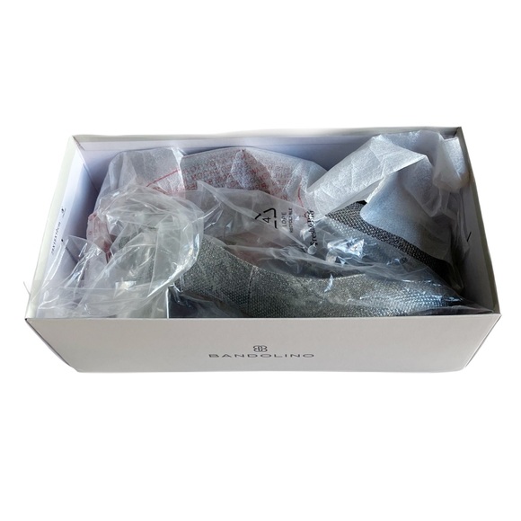 Bandolino Gold Block Heel Pumps Size 7.5 Glitter Chunky Low Heels Holiday Formal - Picture 5 of 14